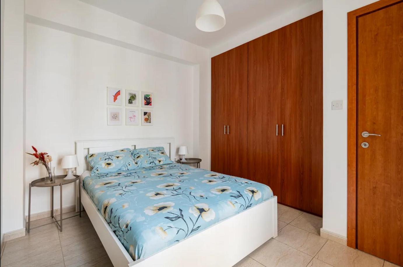 Top Floor Apartment City Center Ларнака Экстерьер фото